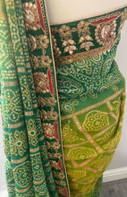 Load image into Gallery viewer, Bandhni print saree 7008