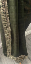 Load image into Gallery viewer, Soft georgette saree 7017