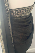 Load image into Gallery viewer, Soft georgette saree 7017