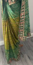 Load image into Gallery viewer, Bandhni print saree 7008