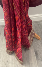 Load image into Gallery viewer, Soft georgette saree 7012