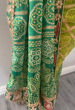 Load image into Gallery viewer, Bandhni print saree 7008