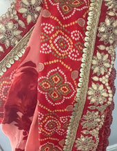 Load image into Gallery viewer, Bandhni print saree 7010