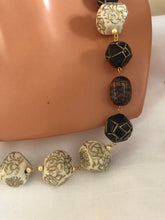 Load image into Gallery viewer, Retro Beaded art deco necklace (in Uk ready to dispatch)/197