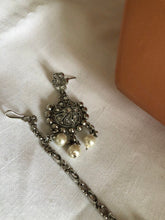 Load image into Gallery viewer, Indian choker jewellery Set (in Uk ready to dispatch)/176