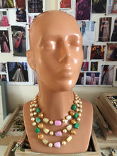 Load image into Gallery viewer, Retro Beaded necklace ( in uk ready to dispatch )/185