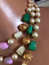 Load image into Gallery viewer, Retro Beaded necklace ( in uk ready to dispatch )/185