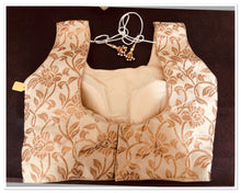 Load image into Gallery viewer, Ready made Saree blouse in gold-xl ( ready to dispatch in uk/233