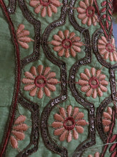 Load image into Gallery viewer, Semi Silk saree ( ready to dispatch in Uk )385