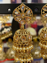 Load image into Gallery viewer, Earings/72