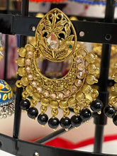 Load image into Gallery viewer, Earings/65