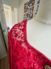 Load image into Gallery viewer, Ready made Saree blouse size 38’ no 617