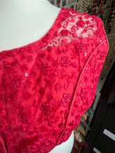 Load image into Gallery viewer, Ready made Saree blouse size 38’ no 617