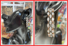 Load image into Gallery viewer, Hoop earings 609