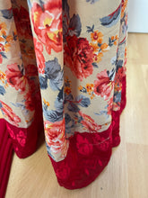 Load image into Gallery viewer, Floral saree in georgette/41