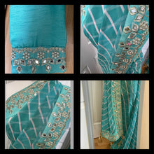 Load image into Gallery viewer, Georgette Lairya print saree 936 ( saree is 5 and 1/2 yards it is NOT 6 yards the bottom border starts at 45 inch