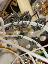 Load image into Gallery viewer, Earings 13