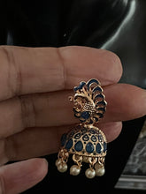 Load image into Gallery viewer, Jhoomar earrings 4206