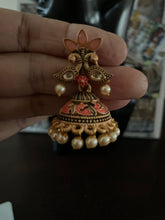 Load image into Gallery viewer, Jhoomar earrings 4238