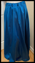Load image into Gallery viewer, Silk lengha (910)