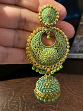 Load image into Gallery viewer, Jhoomar earrings 4237
