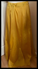Load image into Gallery viewer, Silk lengha (912)