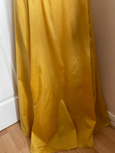 Load image into Gallery viewer, Silk lengha (912)