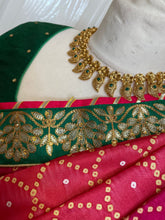 Load image into Gallery viewer, Bandhani saree bonanza 1049