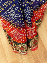 Load image into Gallery viewer, Semi Silk bandhani 990