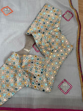 Load image into Gallery viewer, Linen saree ( light grey ) 969