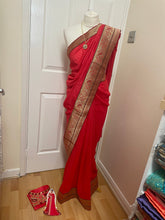 Load image into Gallery viewer, Semi Silk saree with border 1136