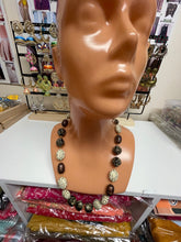 Load image into Gallery viewer, Beaded necklace 1236