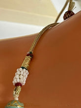 Load image into Gallery viewer, Beaded set 1240