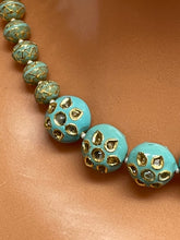 Load image into Gallery viewer, Beaded set 1240