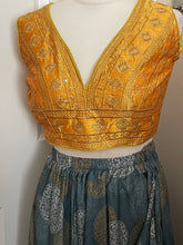 Load image into Gallery viewer, Lengha outfit 1296  ( if you want to buy skirt or blouse separately pls messege)