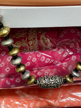 Load image into Gallery viewer, Beaded necklace 1239