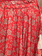 Load image into Gallery viewer, Lengha outfit 1299 ( if you want to buy skirt or blouse separately pls messege)