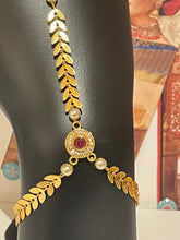 Load image into Gallery viewer, Hand ornament  1357