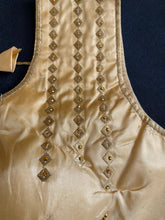 Load image into Gallery viewer, Saree blouse 1501