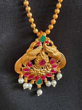 Load image into Gallery viewer, Pretty set 1598 ( artificial ore ge gold )