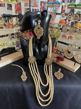 Load image into Gallery viewer, Fabulous heavy Pearl set 1616