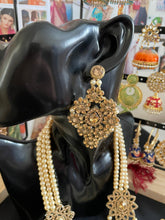 Load image into Gallery viewer, Fabulous heavy Pearl set 1616