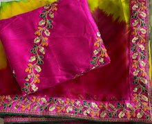 Load image into Gallery viewer, Lariya print saree 4003