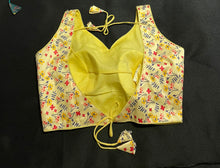 Load image into Gallery viewer, Saree blouse light yellow 1793