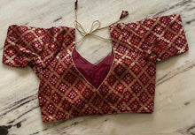 Load image into Gallery viewer, Pretty saree blouse 1944