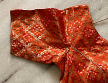 Load image into Gallery viewer, Pretty saree blouse 1940