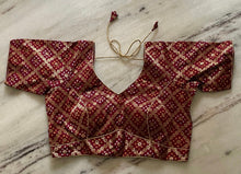 Load image into Gallery viewer, Pretty saree blouse 1944