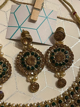 Load image into Gallery viewer, Indian jewellery set 2010