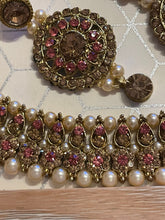 Load image into Gallery viewer, Indian jewellery set 2011