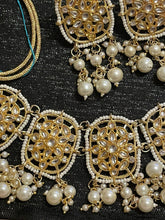 Load image into Gallery viewer, Indian jewellery set 2016